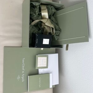 Van Cleef & Arpels | Other | Nwt Van Cleef Arpels Rose Rouge 6 Oz